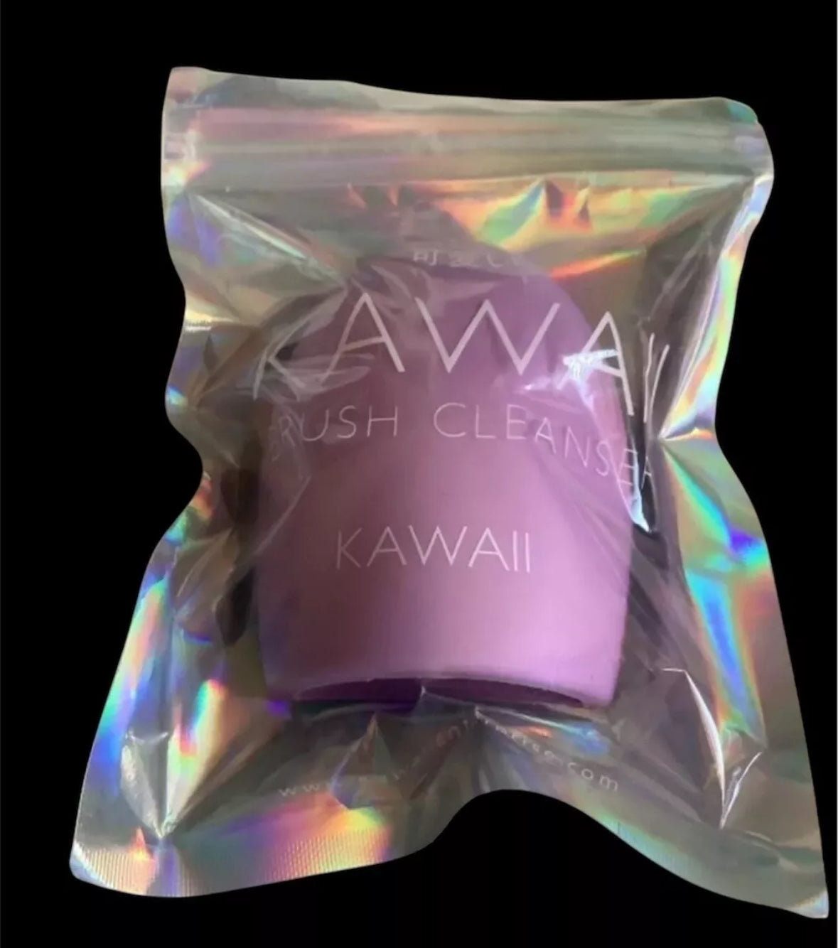 BRAND NEW AND SEALED KAWAII LILAC BRUSH CLEANSER RRP £7.99